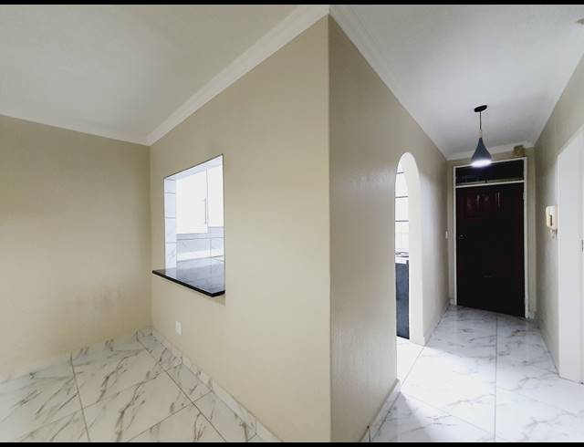 3 BEDROOM TOWNHOUSE RENTED IN HALFWAY GARDENS